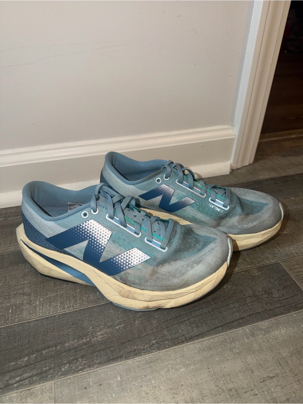 New Balance Fuel Cell Rebel V4| W 9